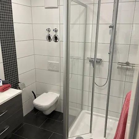 Festl - Naehe Messe Muenchen, Therme Erding * Forstern
